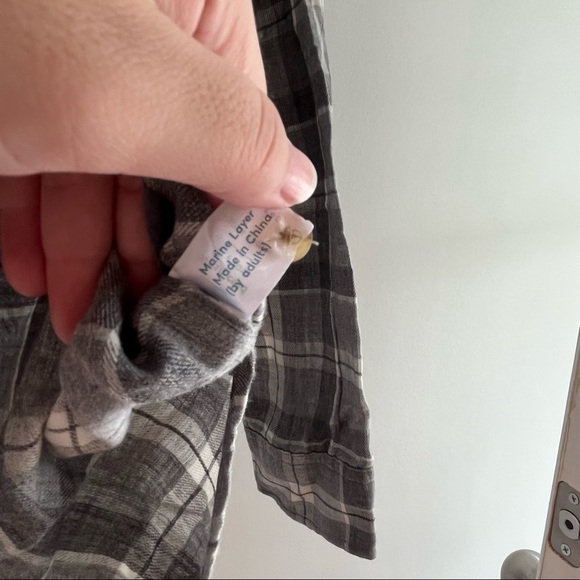 Marine Layer Meadow Button Down Gray Plaid Open Back Size XS Fall Basic - Picture 6 of 7